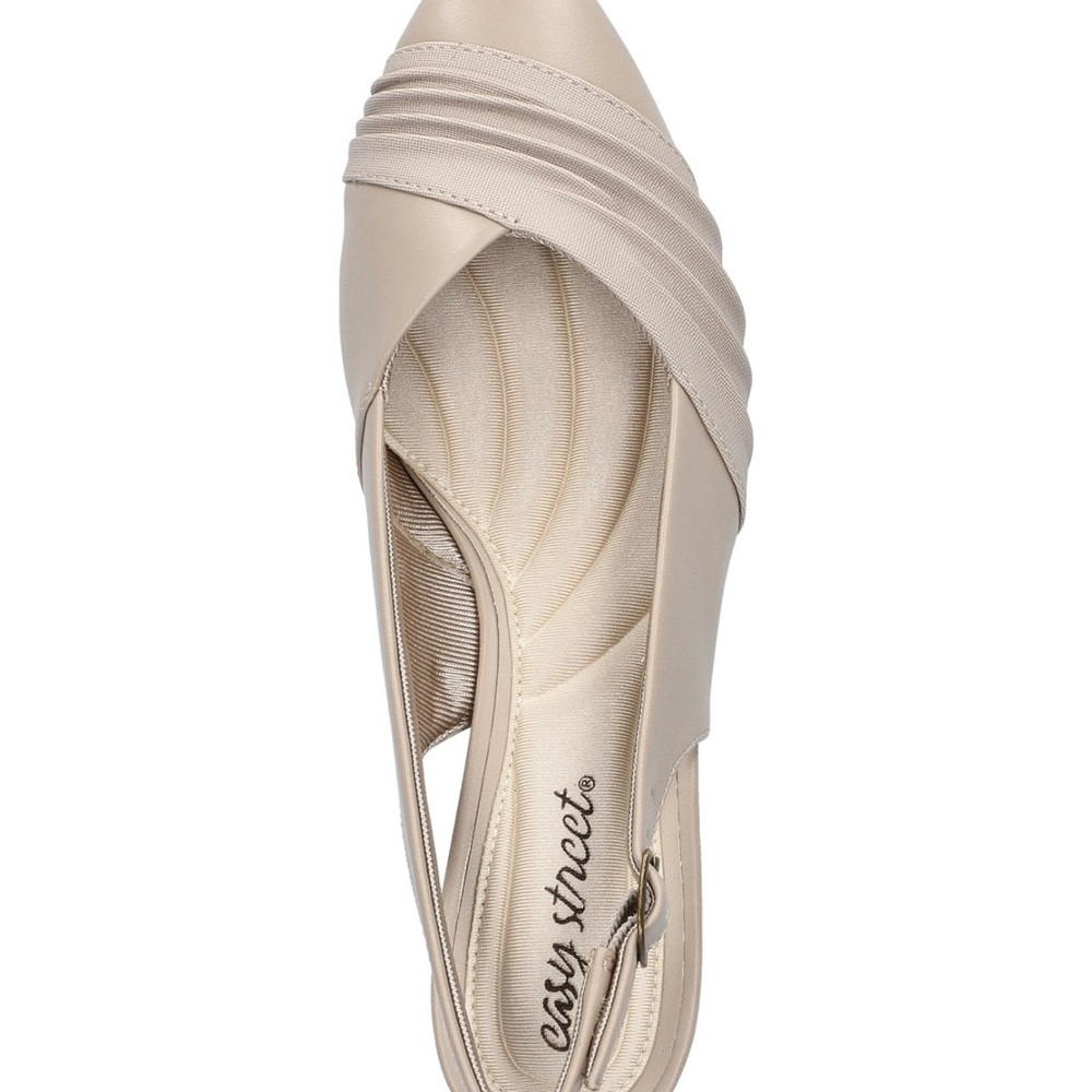 Easy Street Women's Bates Slingback Pumps MUSHROOM color